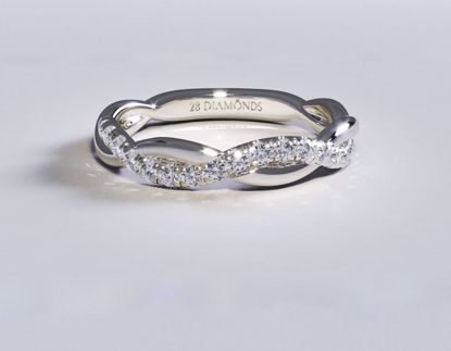 Picture of Modern Twist Pavé Wedding Band 18k White Gold (0.20 CTW)