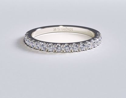 Picture of Scalloped Pavé Diamond Wedding Band 18k White Gold